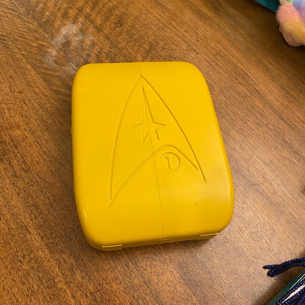 STAR TREK Season One Collector DVD Set - Picture 6 of 7